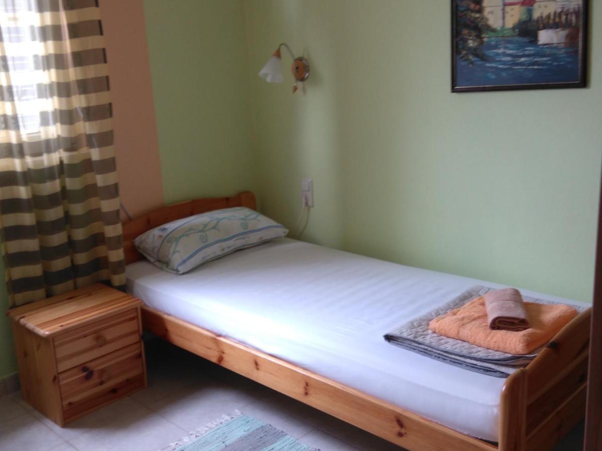 Apartmani Korade Vir Exterior photo